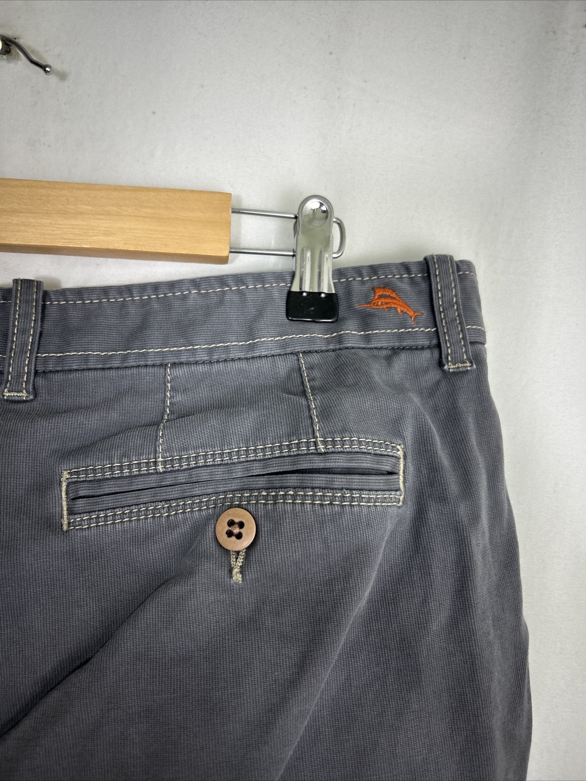 Tommy Bahama Mens Shorts Gray Cotton Spandex 36×10 Outdoor Beach Golf