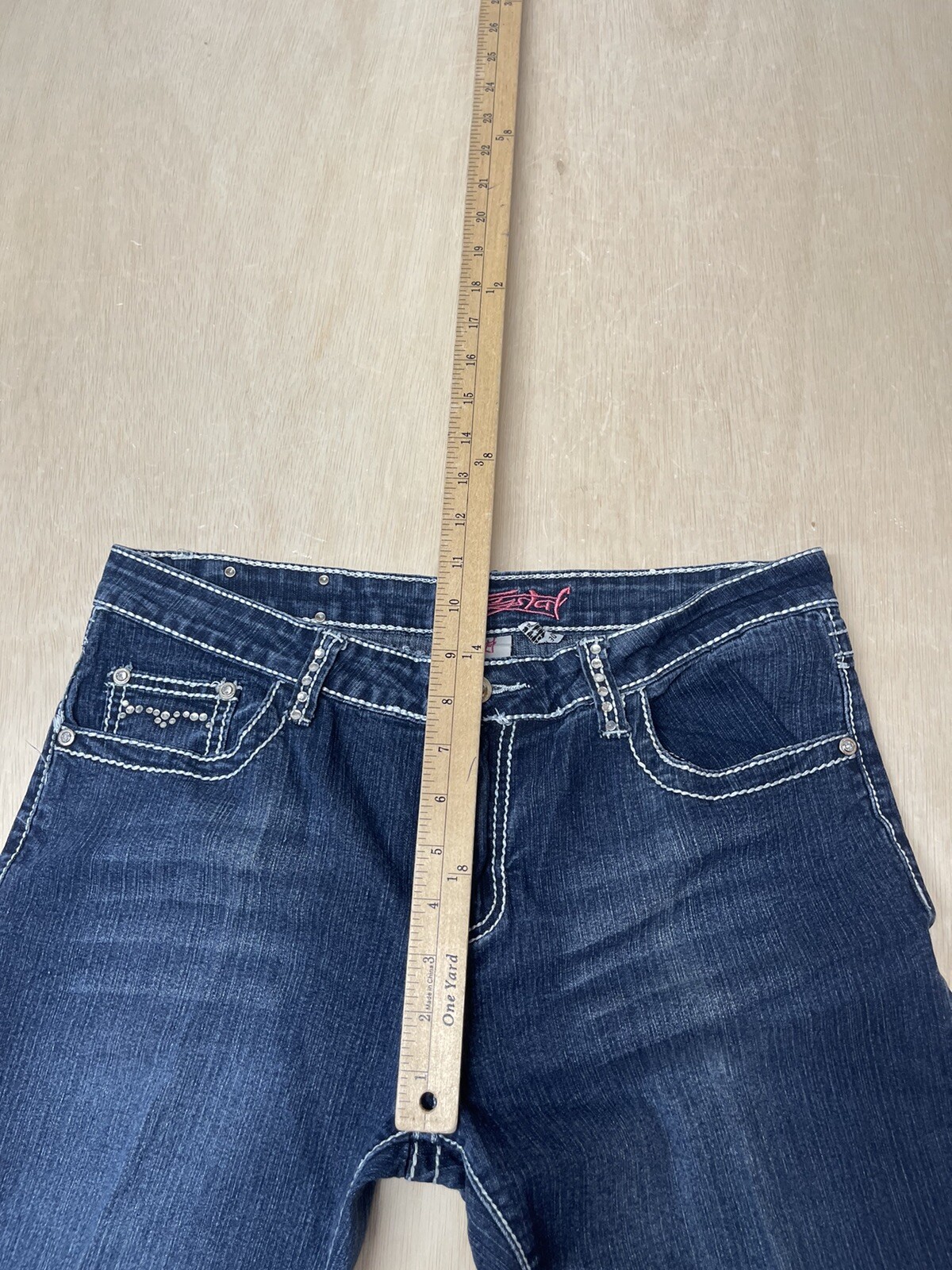 Krystal Jeans Womens Size 11 Approx 33×32 Straight Leg Mid Rise Bling Pockets