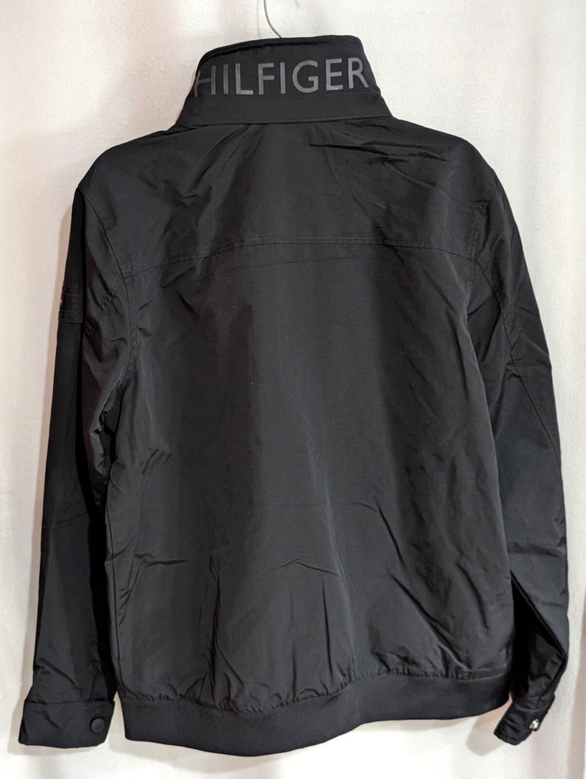 Tommy Hilfiger Men’ Lightweight Waterproof Regatta Bomber Jacket (78J8336) M/XXL