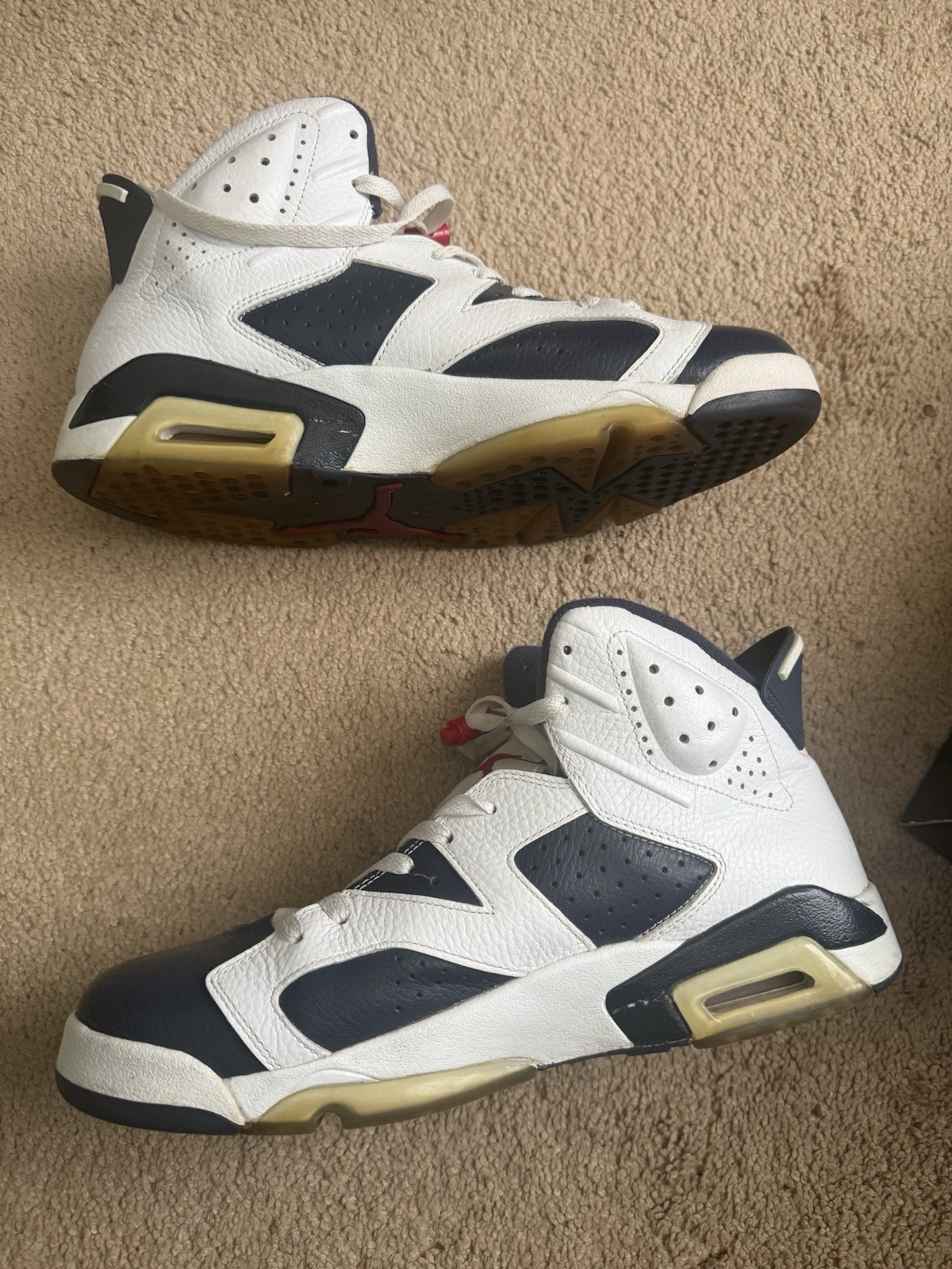 Jordan Air Jordan 6 Retro High Top Sneaker White Navy Red Colorblock Leather