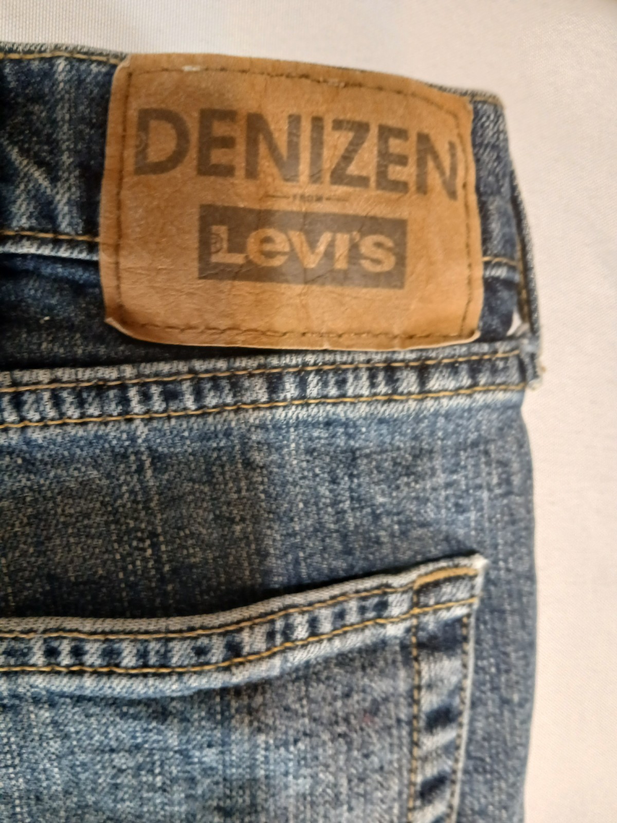 Levis Denizen Jeans 40 x 30 EUC 236 Regular Fit Mens