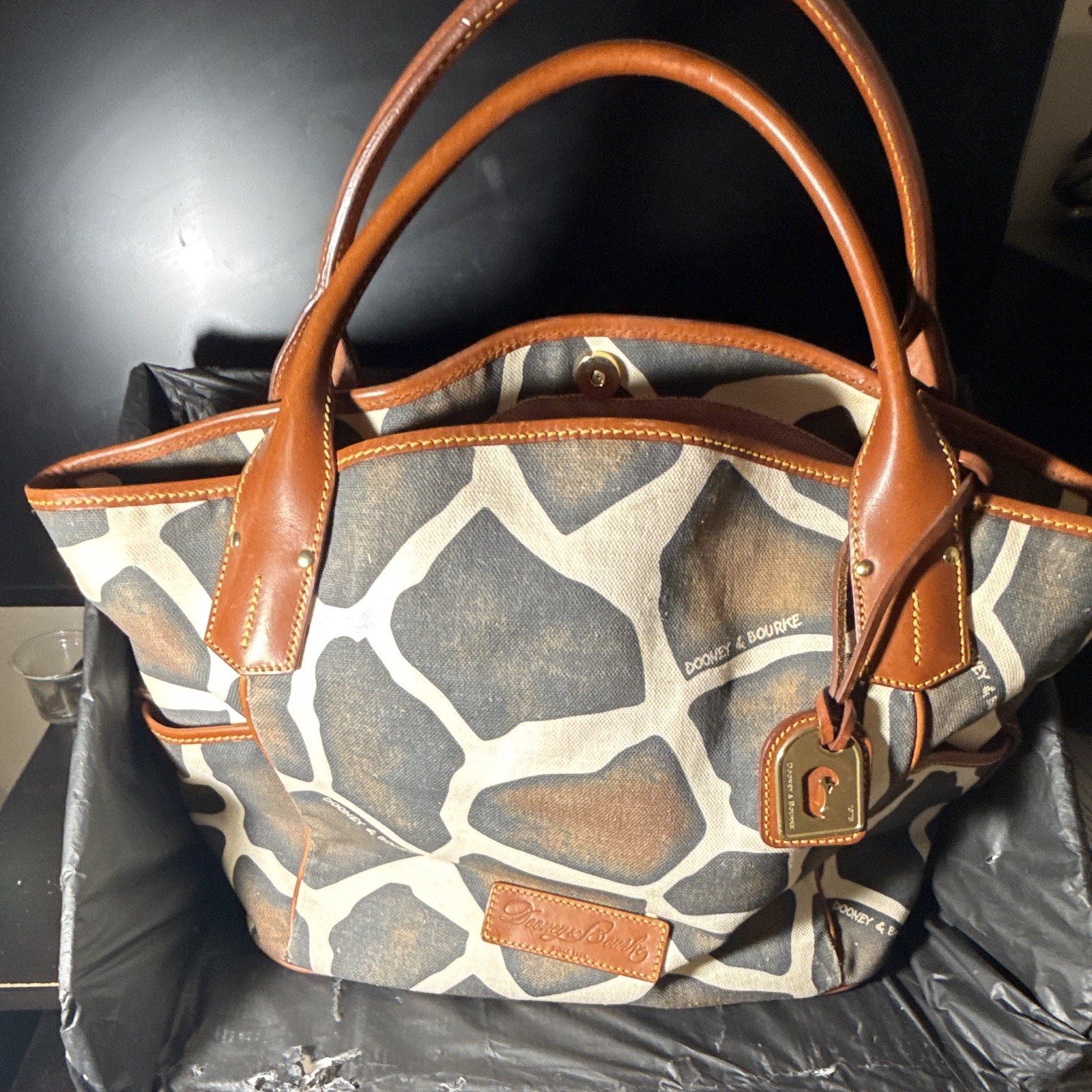 Dooney & Bourke Giraffe Animal Print Large Tote, Zipper/Magnetic, Pink Lining