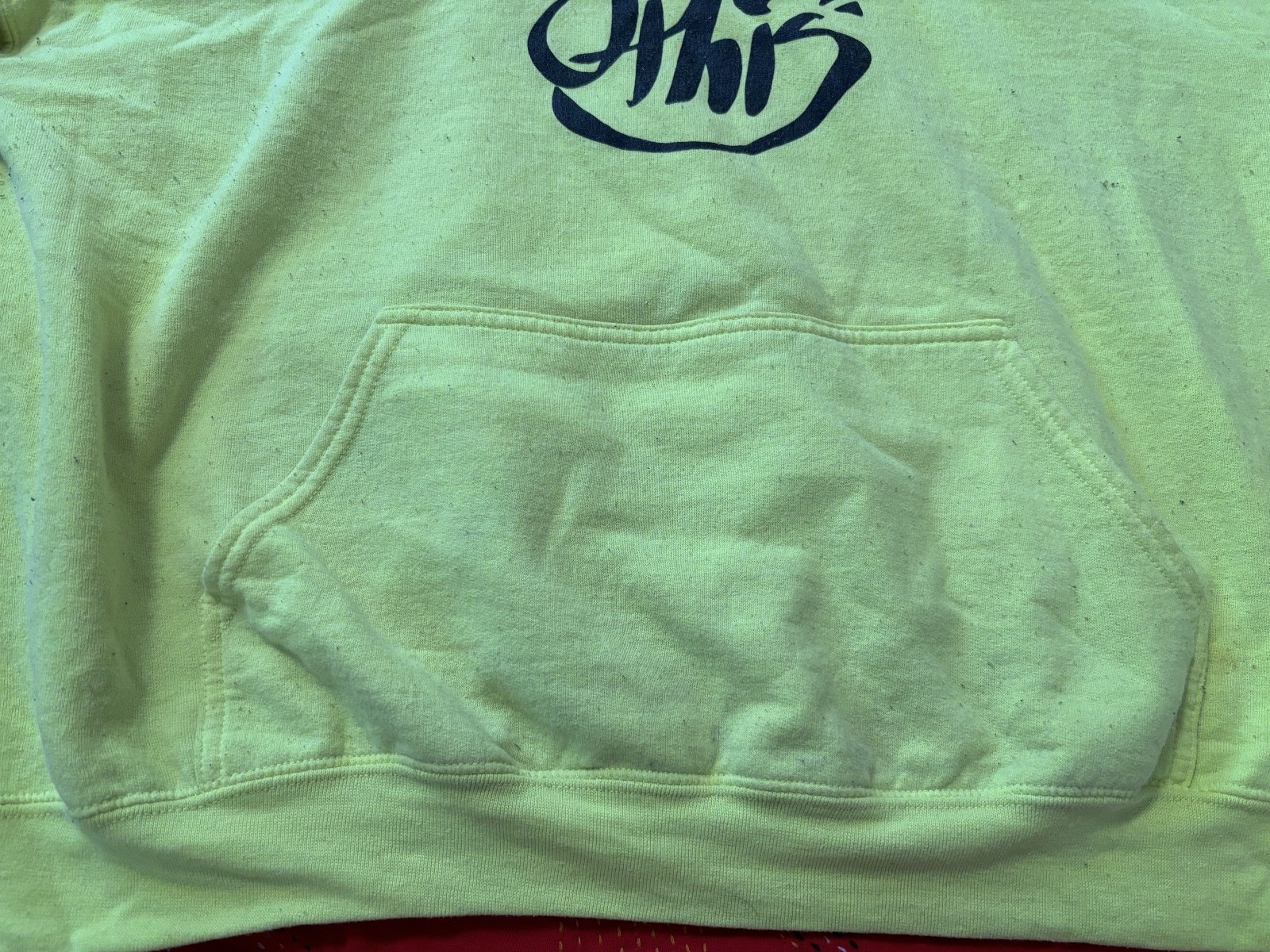 Ladies? We Got This Yellow Graphic Sweatshirt Street Casual Hoodie. Size X-large