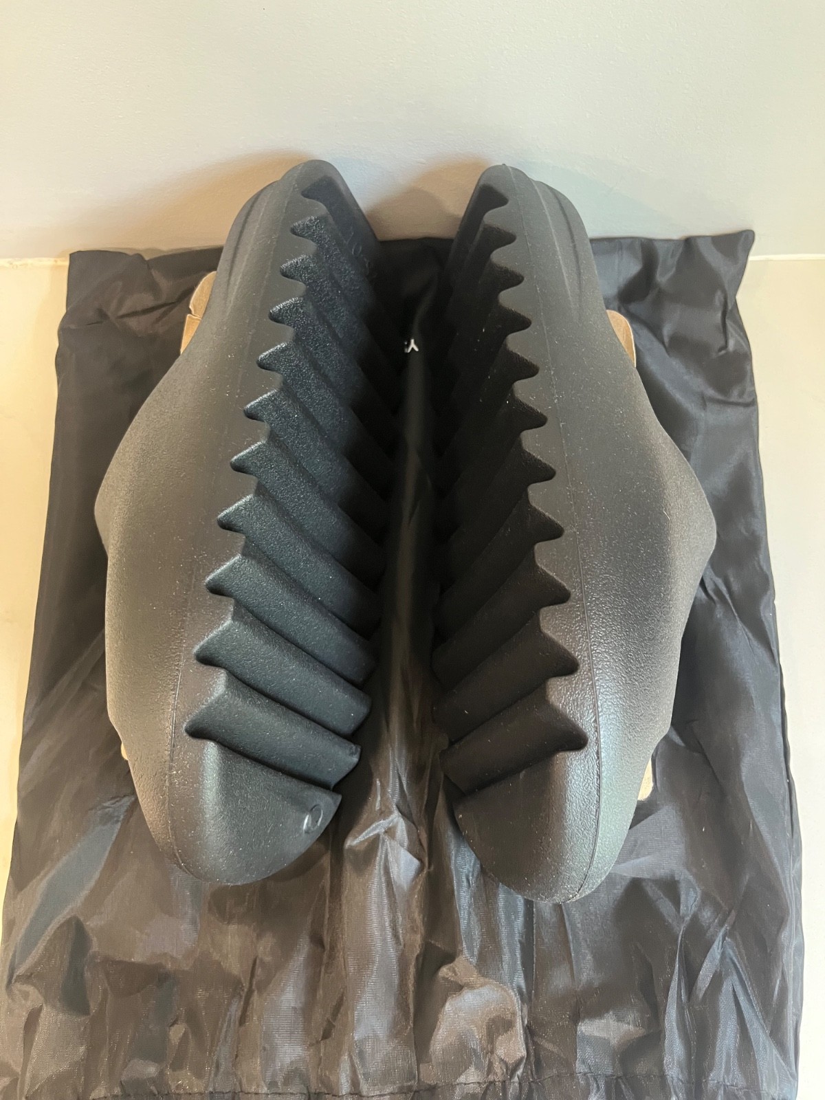 Authentic Size 11M – Yeezy Slides YS-01 Black – BRAND NEW with dust bag