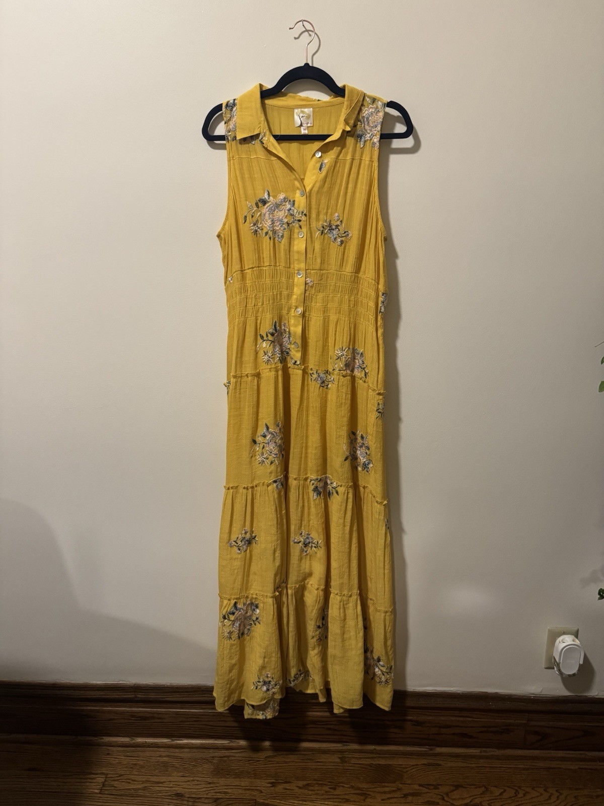 Fig and Flower Yellow Floral Collared Sleeveless Button Front Maxi Dress M