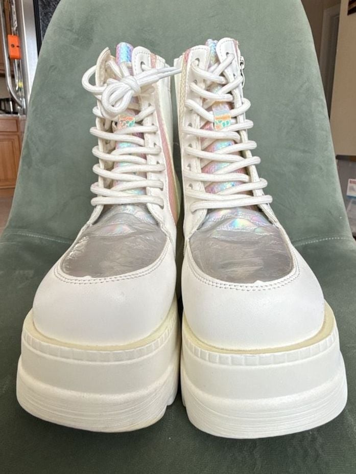 Holographic Wedge Platform Boots, White and Iridescent, Size CN36 (US Women’s 6)