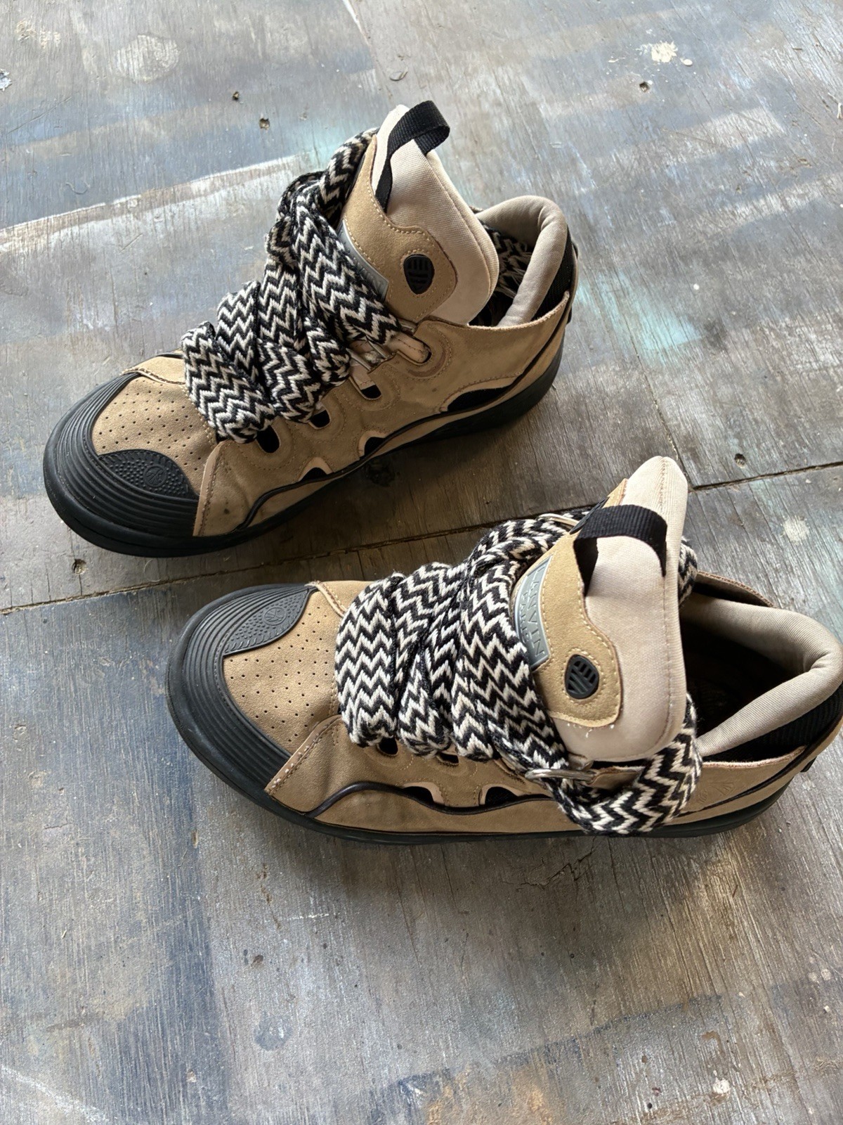 Lanvin Paris Men’s High Top Lace-Up Sneaker Chevron Beige Black White