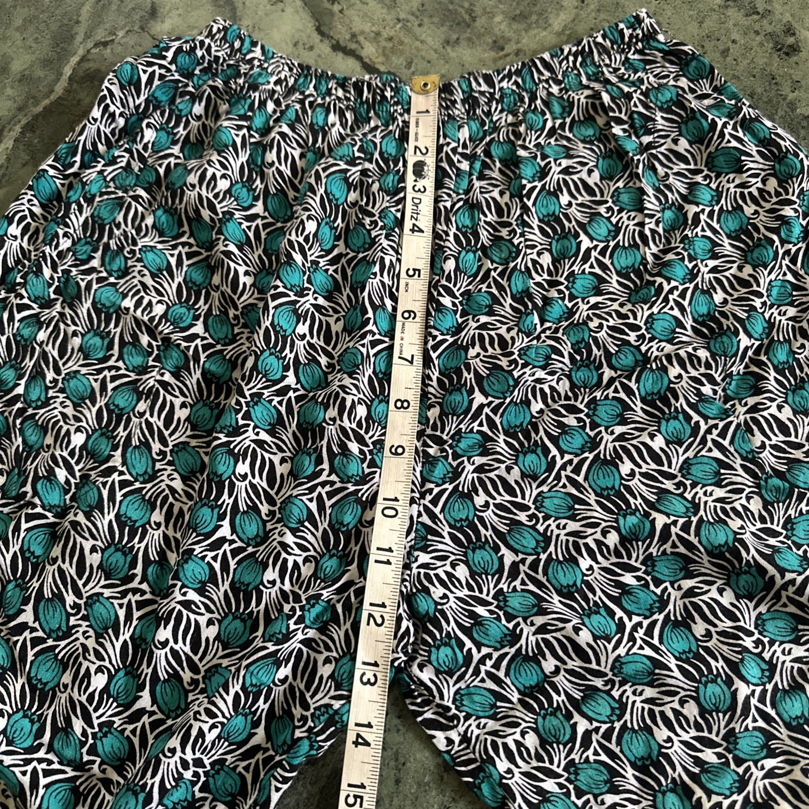 Capri Pants Womens M Teal Blue Tulips Soft Cooling Lounge Casual Travel