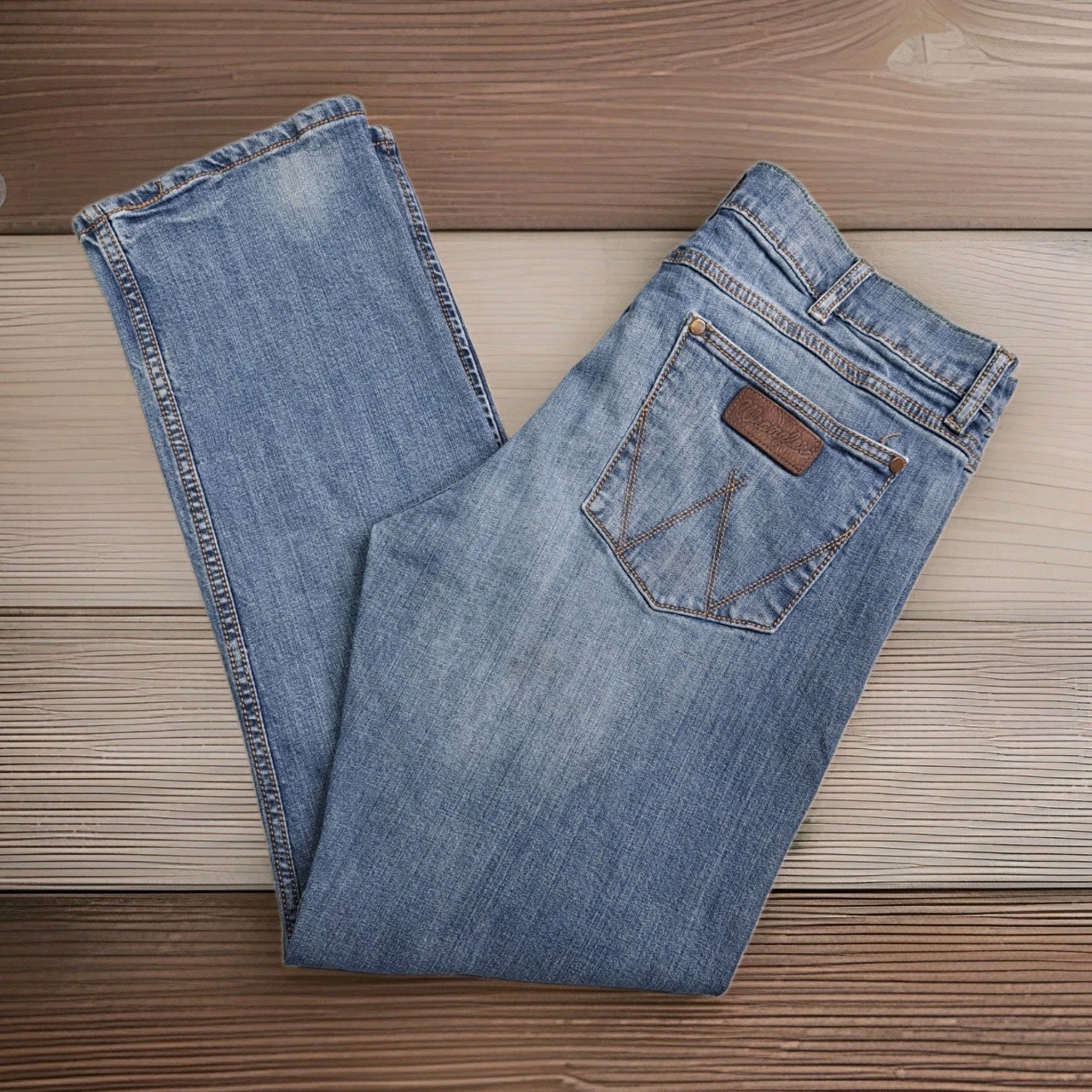 Wrangler Retro Men’s Size 36×32 Slim Straight Stretch Denim Blue Jeans Cowboy