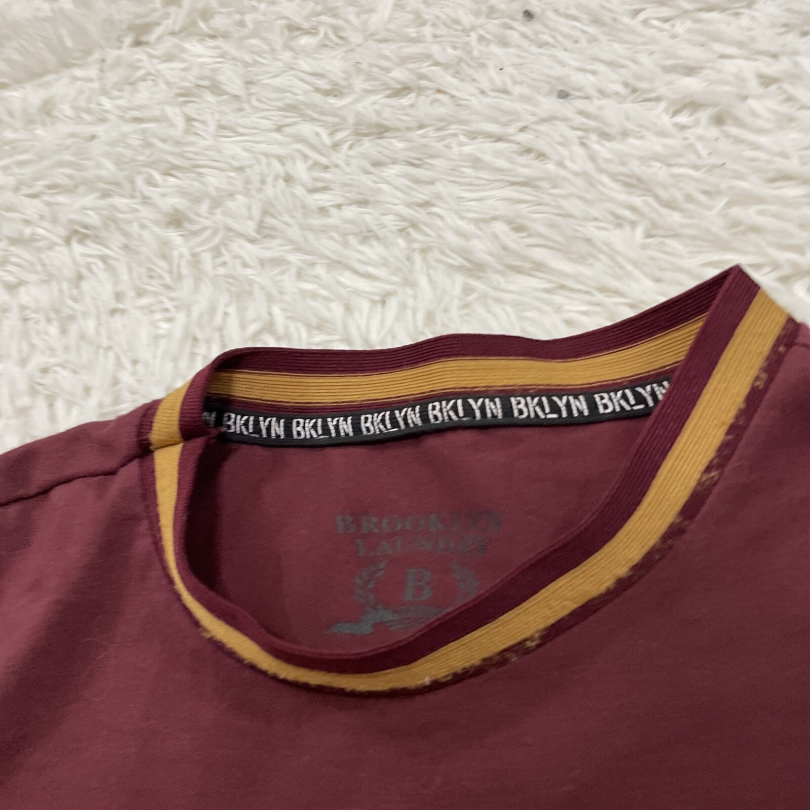 Brooklyn Laundry Retro 70s MCM Shirt Men M T Shirt Maroon Gold Cut & Sew Tee