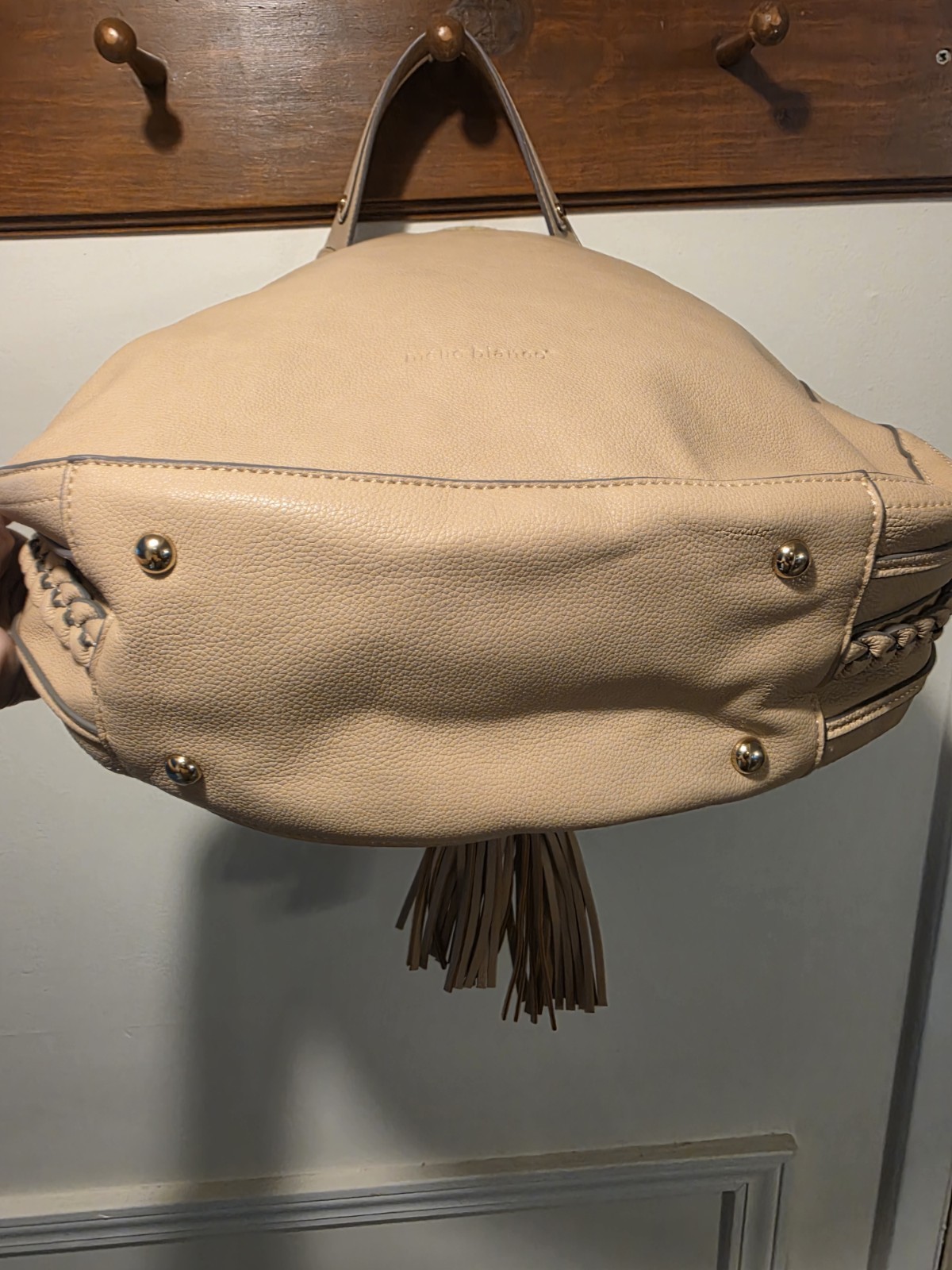 Melie Bianco Beige Bucket Drawstring Shoulder Bag Tassel Braided Gold HW