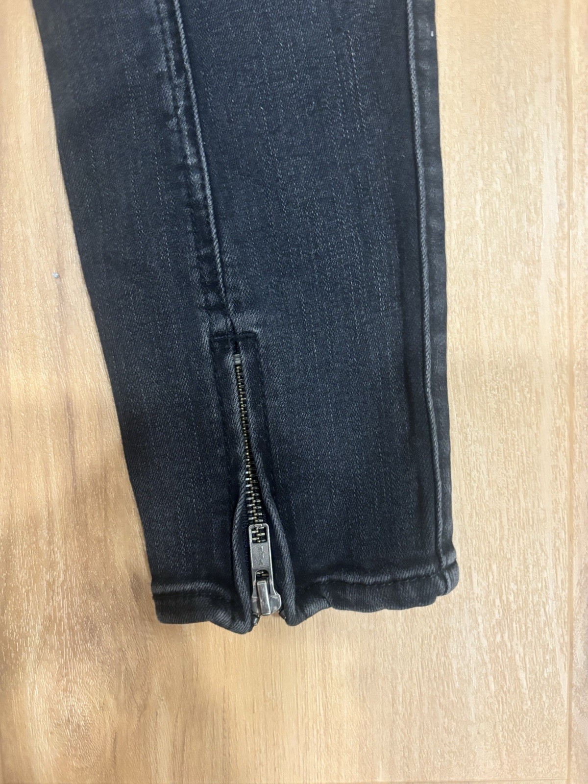 American Eagle Black Distressed Next Level Stretch Highest Rise Jegging Jean Sz6