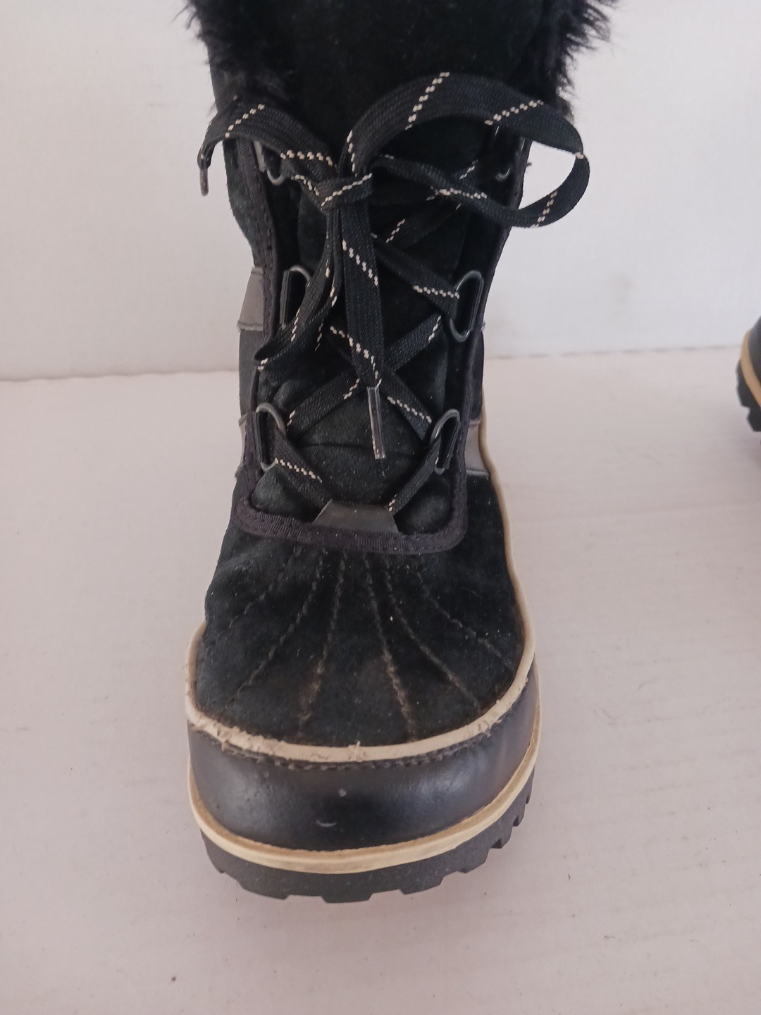 Sorel Tivoli II Womens US 9.5 Leather Suede Black Waterproof Snow Boots