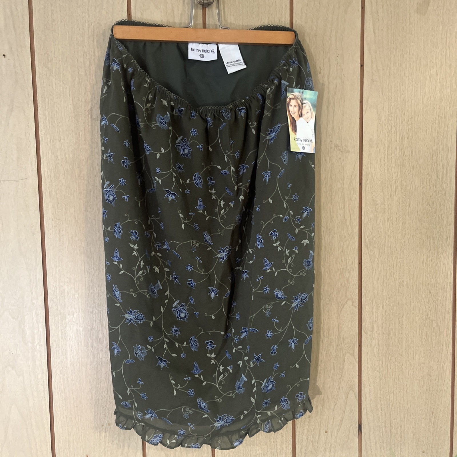 Kathy Ireland Size Large Ladies Skirt New