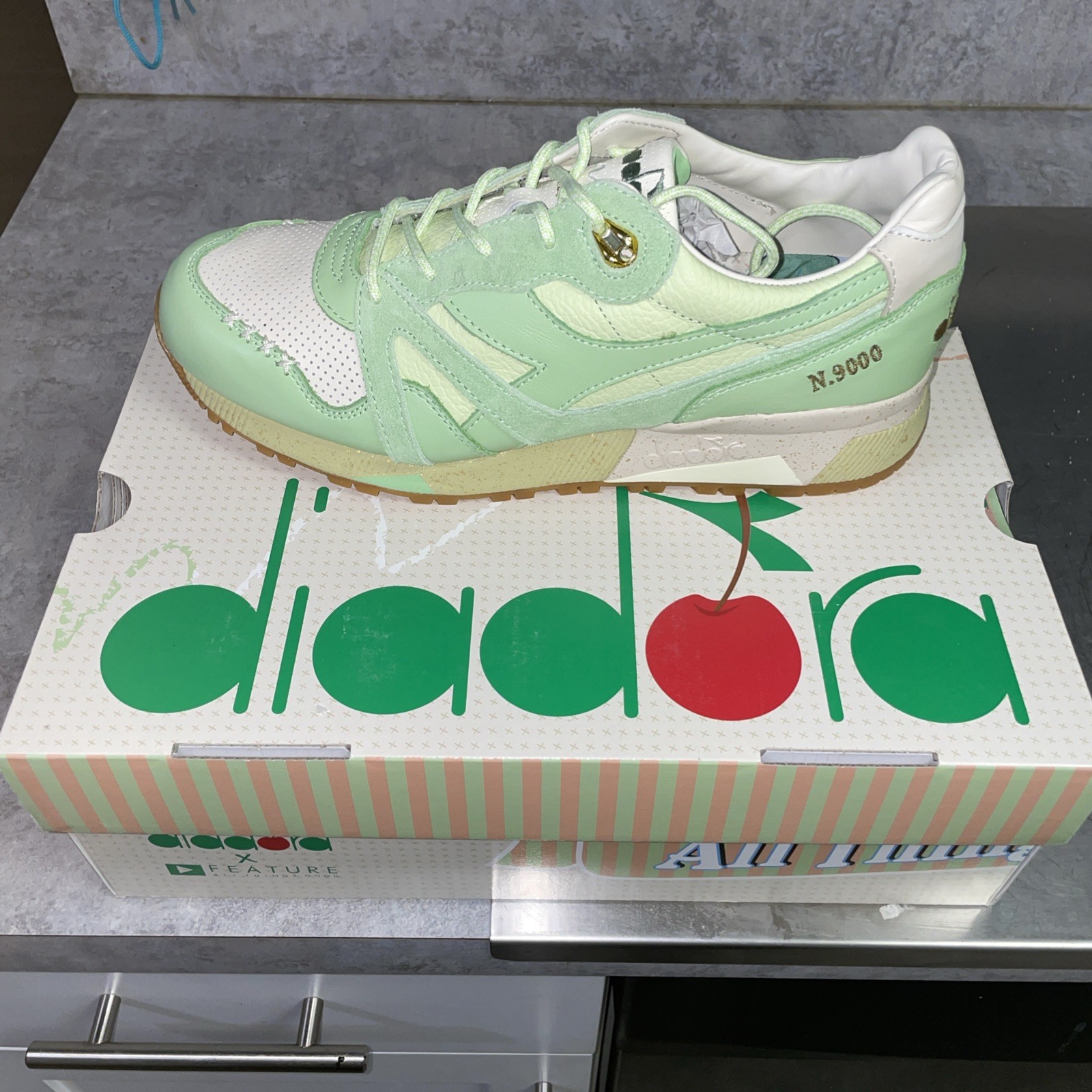 Diadora N9000 Pistachio Ice Cream X Feature Mens Green Sneakers Casual