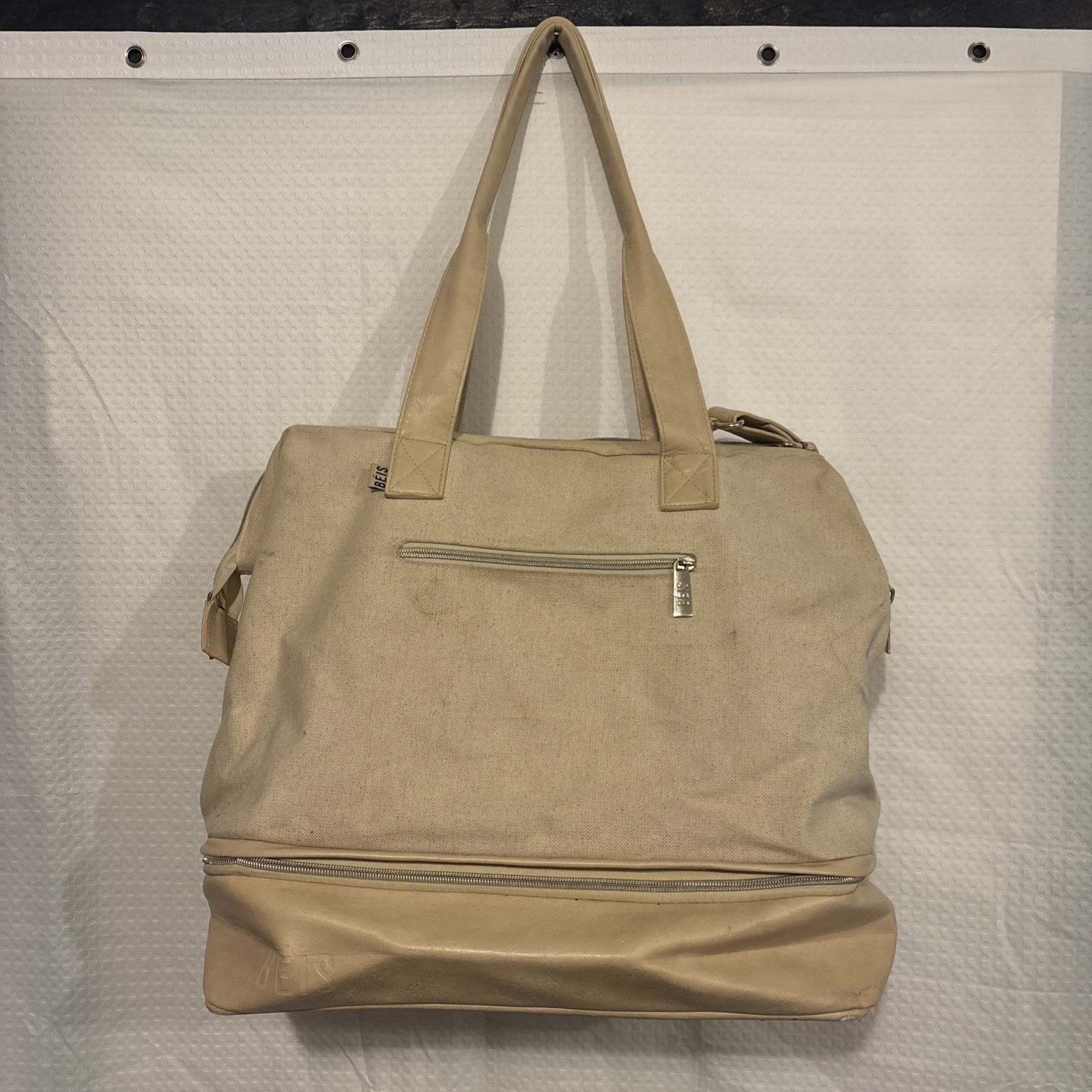 BEIS The Weekender Bag – In Tan And Beige Pre Owned – Good Conditions 19”x14”x10