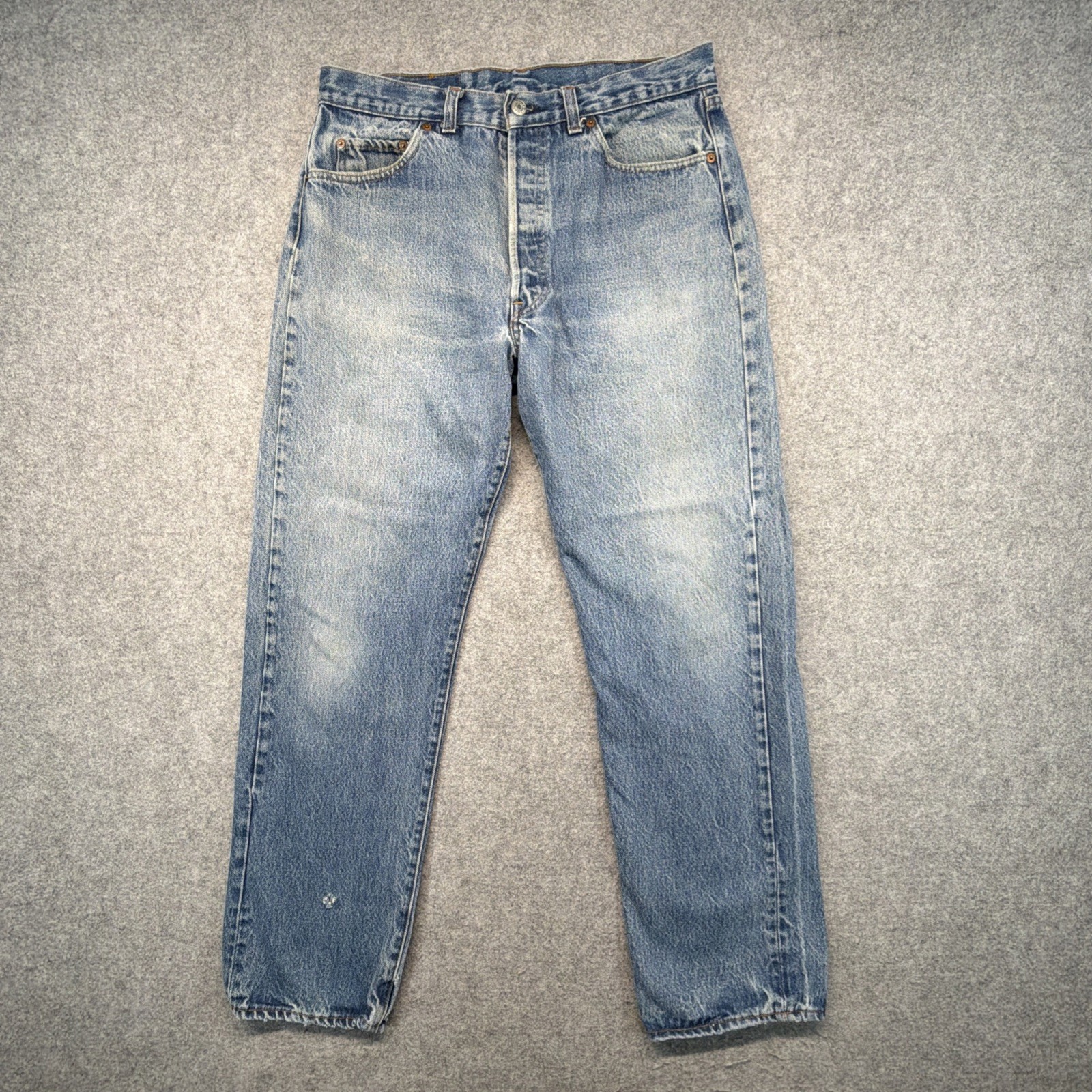Vintage Levis 501xx Jeans Mens 35×33 (Fits 32×29) Made in USA Button Fly