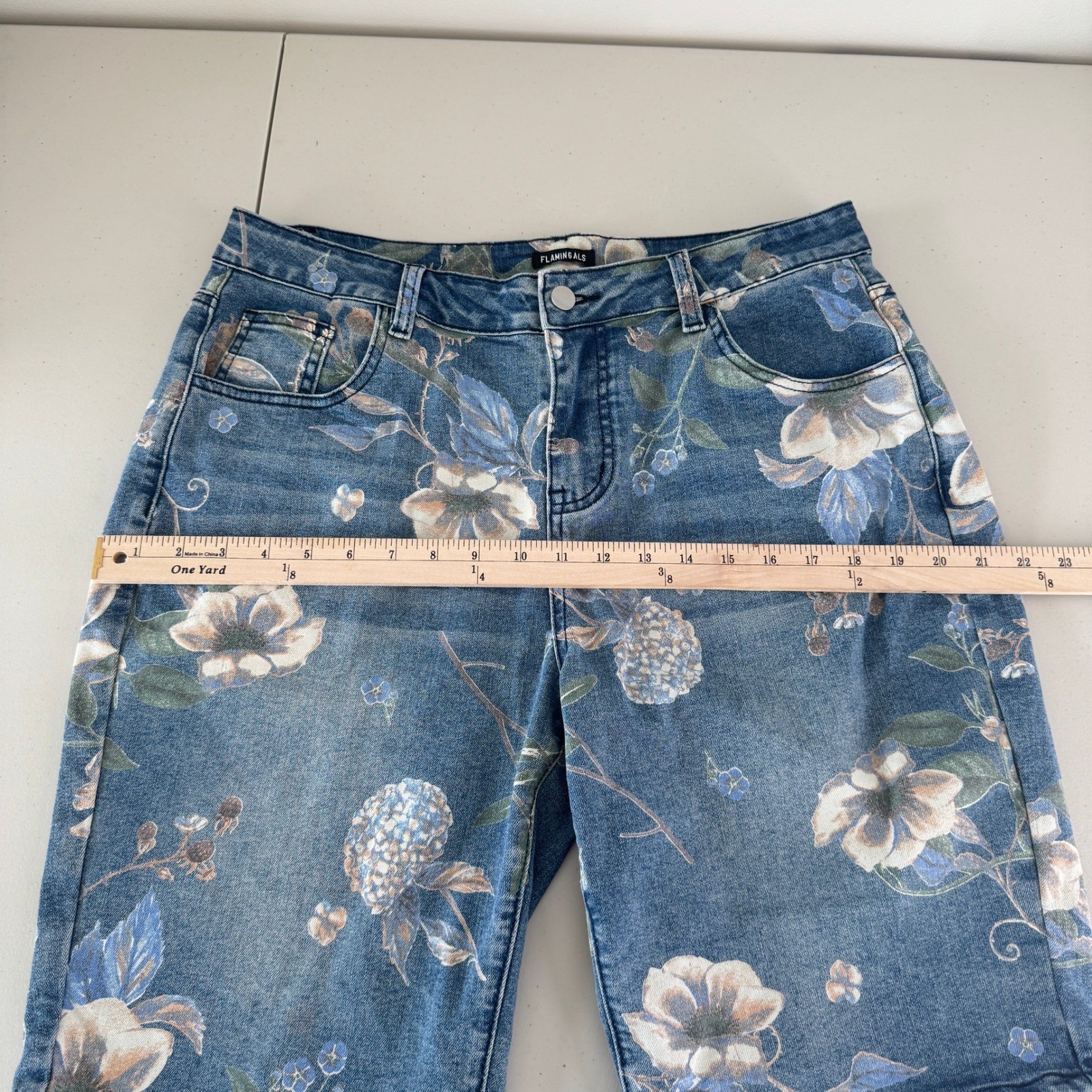 Flamingals Floral Denim Shorts XL Cotton Stretch Bermuda Cottagecore Botanical