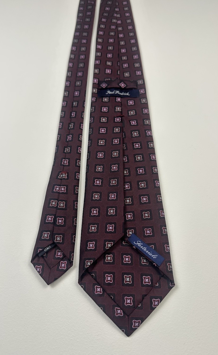 Paul Frederick Sartoriale Silk Tie Italy Burgundy Geometric 3.5” x 59”
