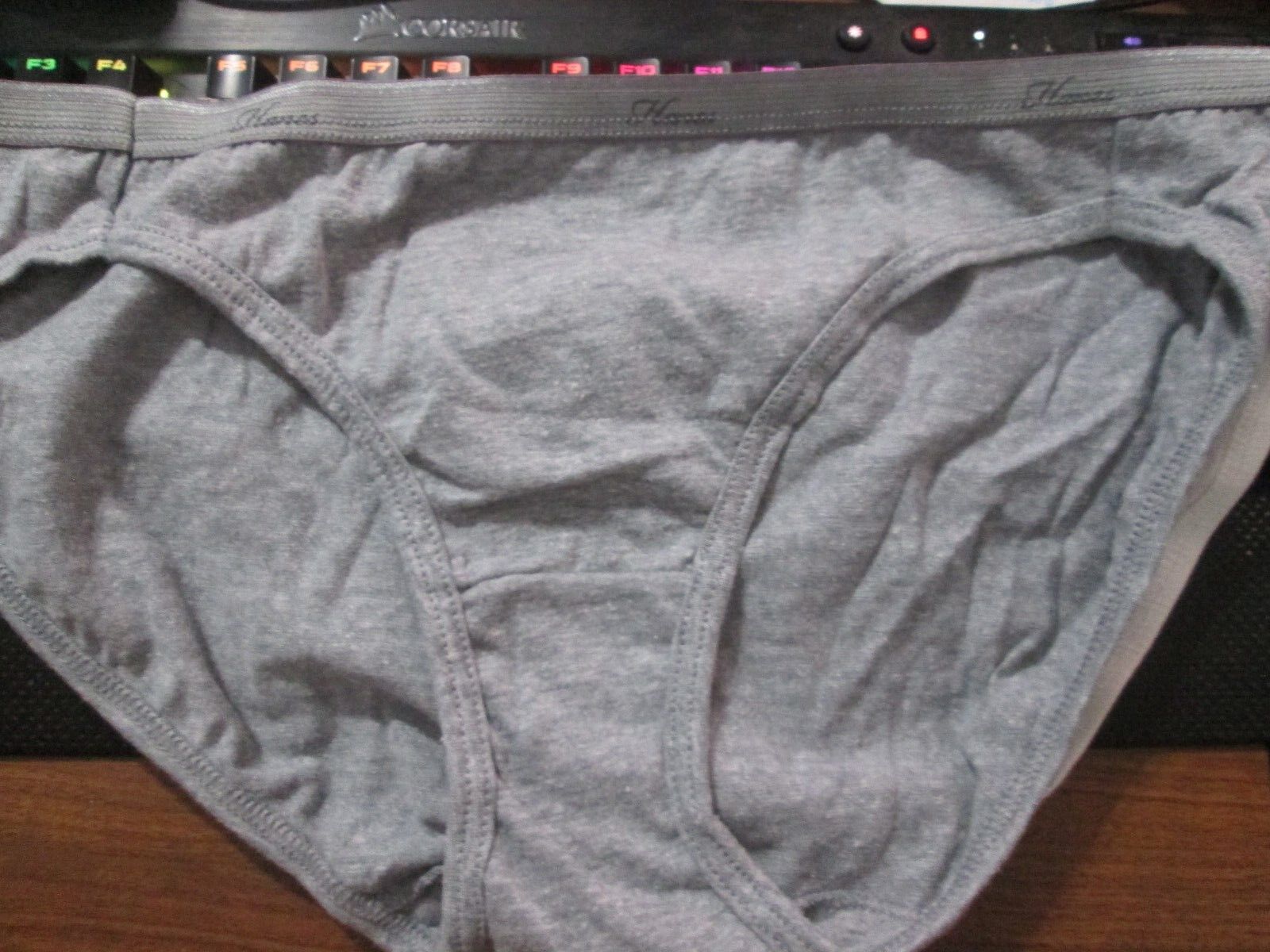 New Hanes Bikinis💕 Size 6 White + Gray Heather 75% & 100% Cotton