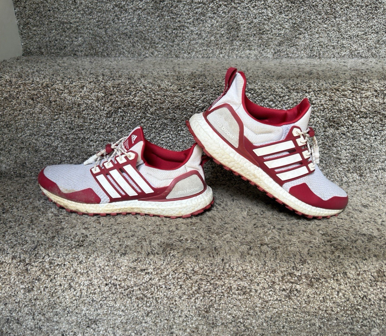 adidas UltraBoost Indiana Hoosiers Men’s Red/White Low Top Lace-Up Running