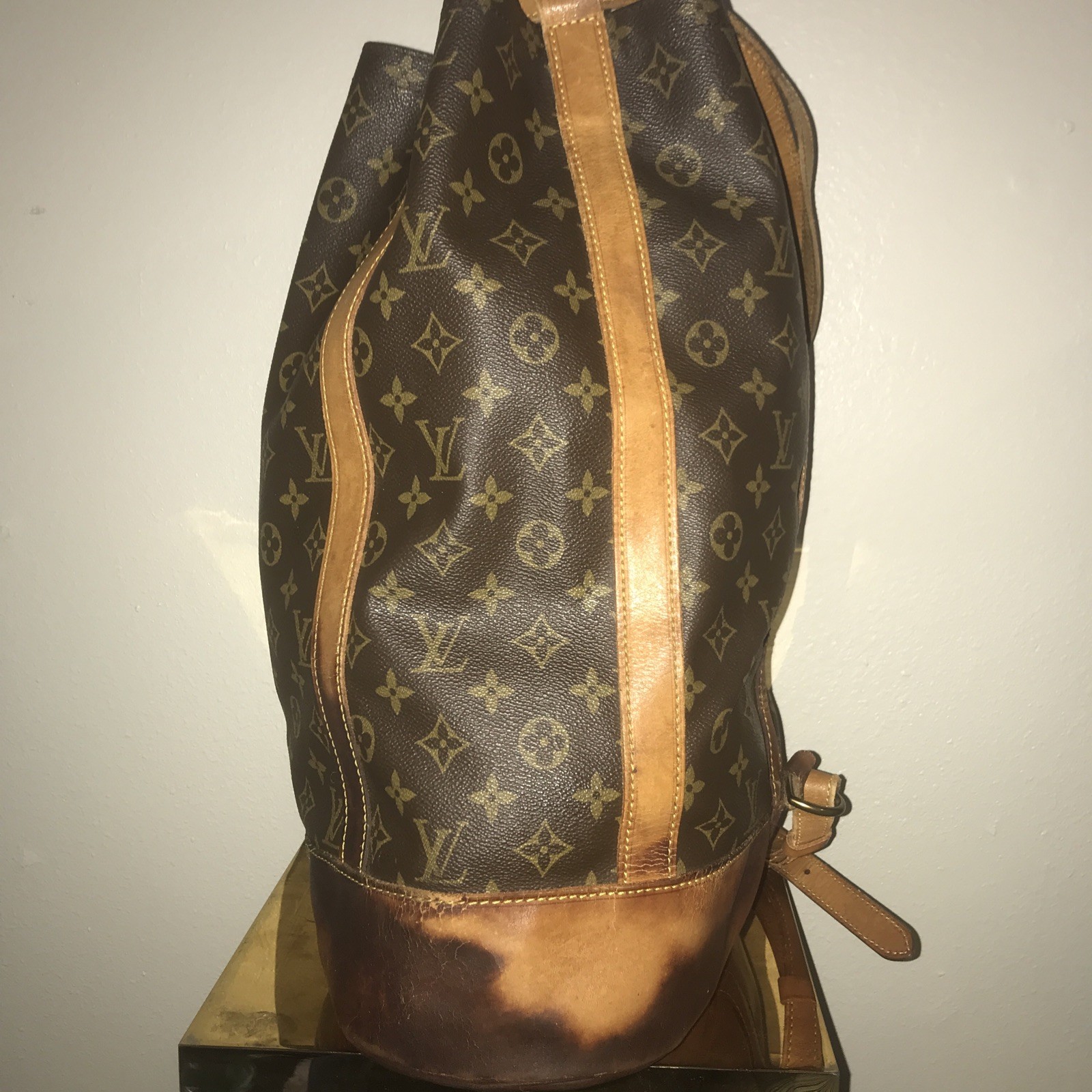 Authentic Louis Vuitton Monogram Randonnee GM Shoulder Bag Used. Fair condition