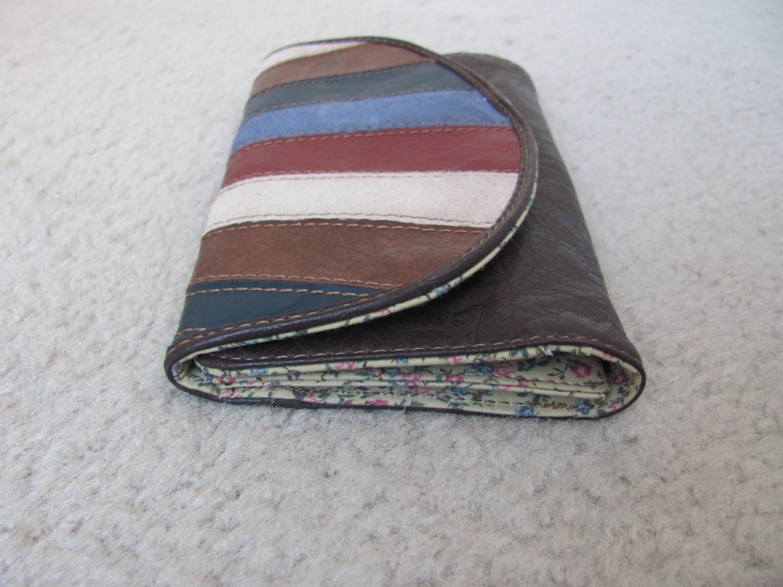 Axcess Women’s Brown W/ Multicolored Design Large Size Wallet-New