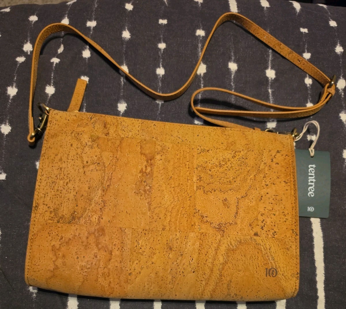 10 TENTREE CROSS BODY BAG PURSE NATURAL CORK 9.75″x6.75″x1.75″-NWT! RET. $64