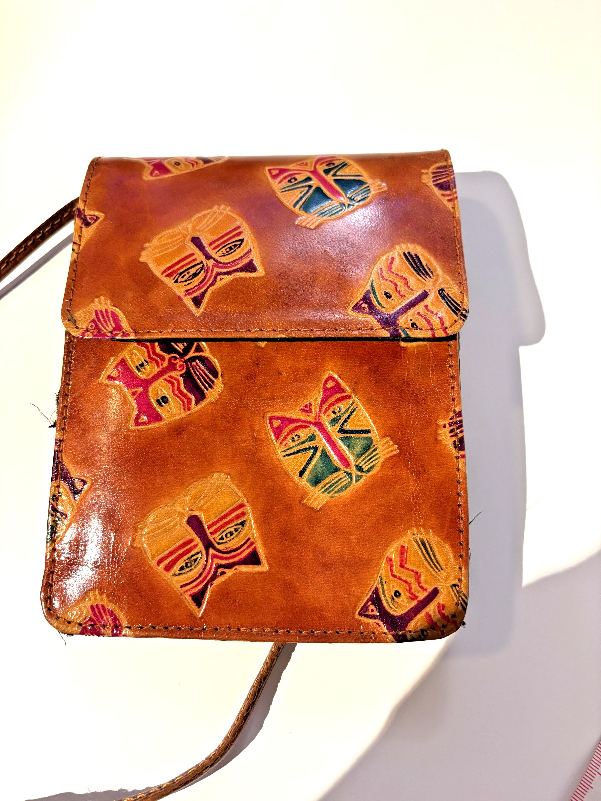 Laurel Burch Brown CAT Design Crossbody Tooled Leather Purse 8×5 inches