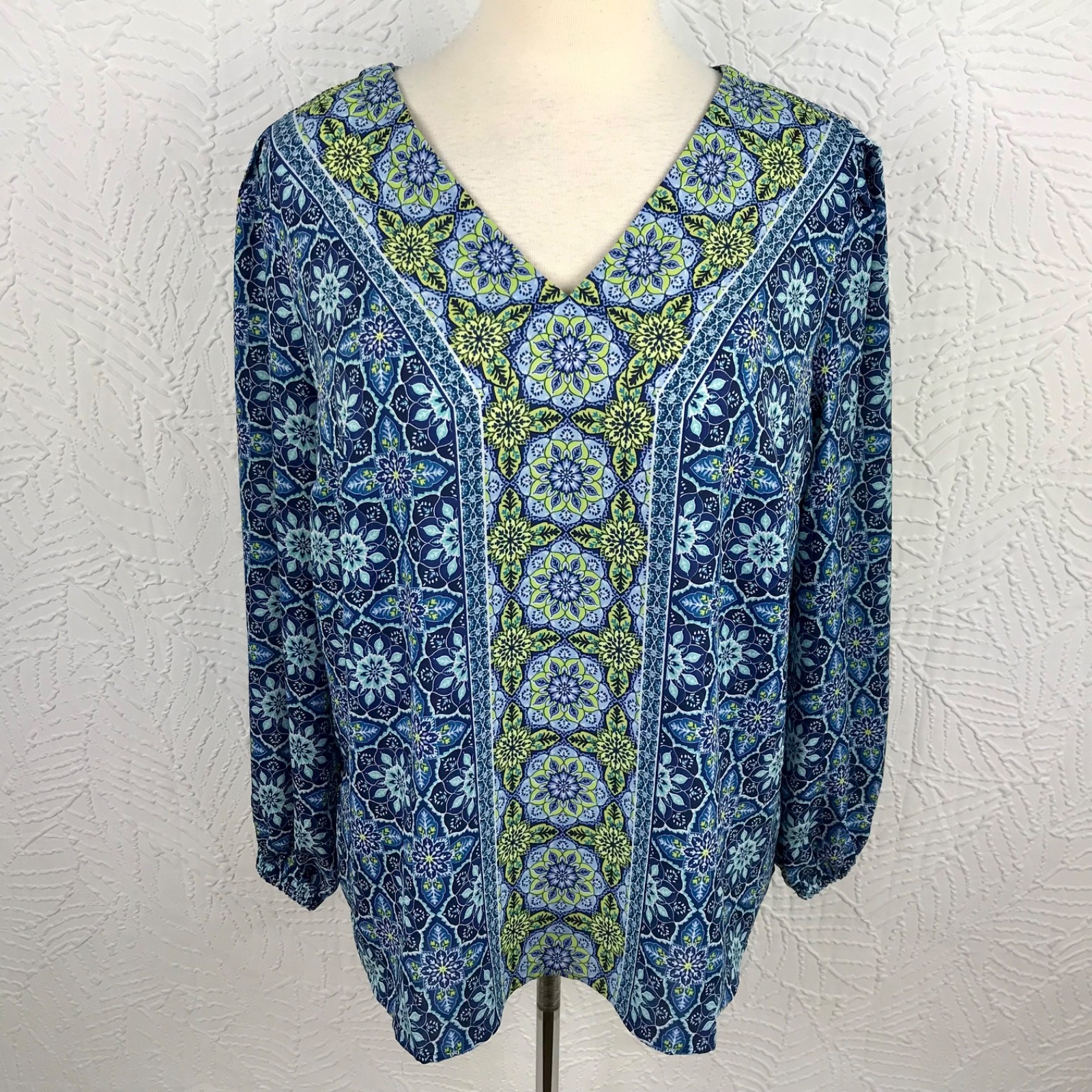 BELLE by Kim Boho Gravel Tunic Top Shirt Size 2X Blue Floral Flowy Lightweight