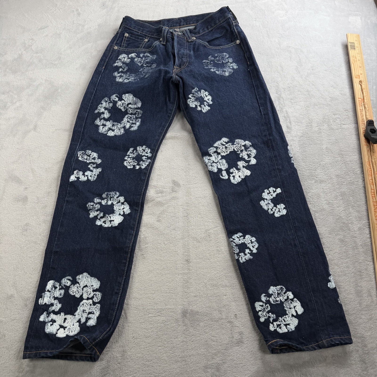 Denim Tears x Levi’s 501 DT Cotton Wreath Jeans Denim 27×30 Selvedge Authentic