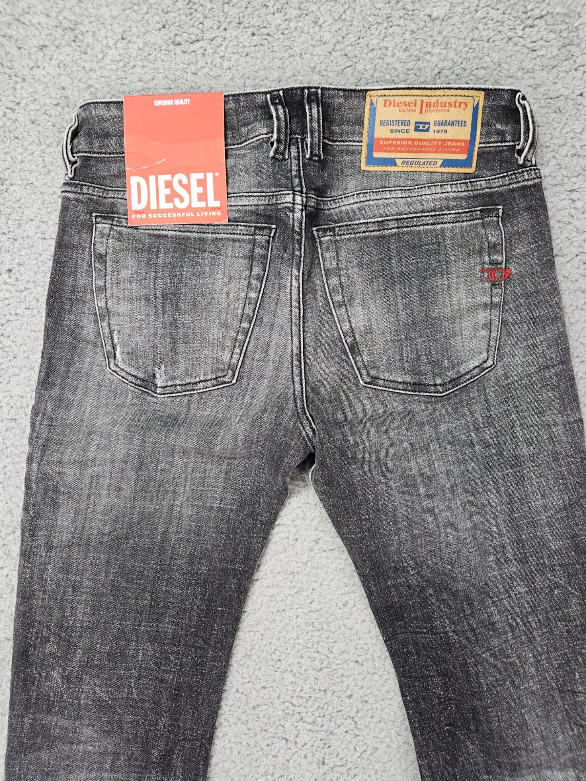 Diesel 1979 Sleenker Skinny Jeans Men’s 28×32 Charcoal Gray Distressed Italy NWT