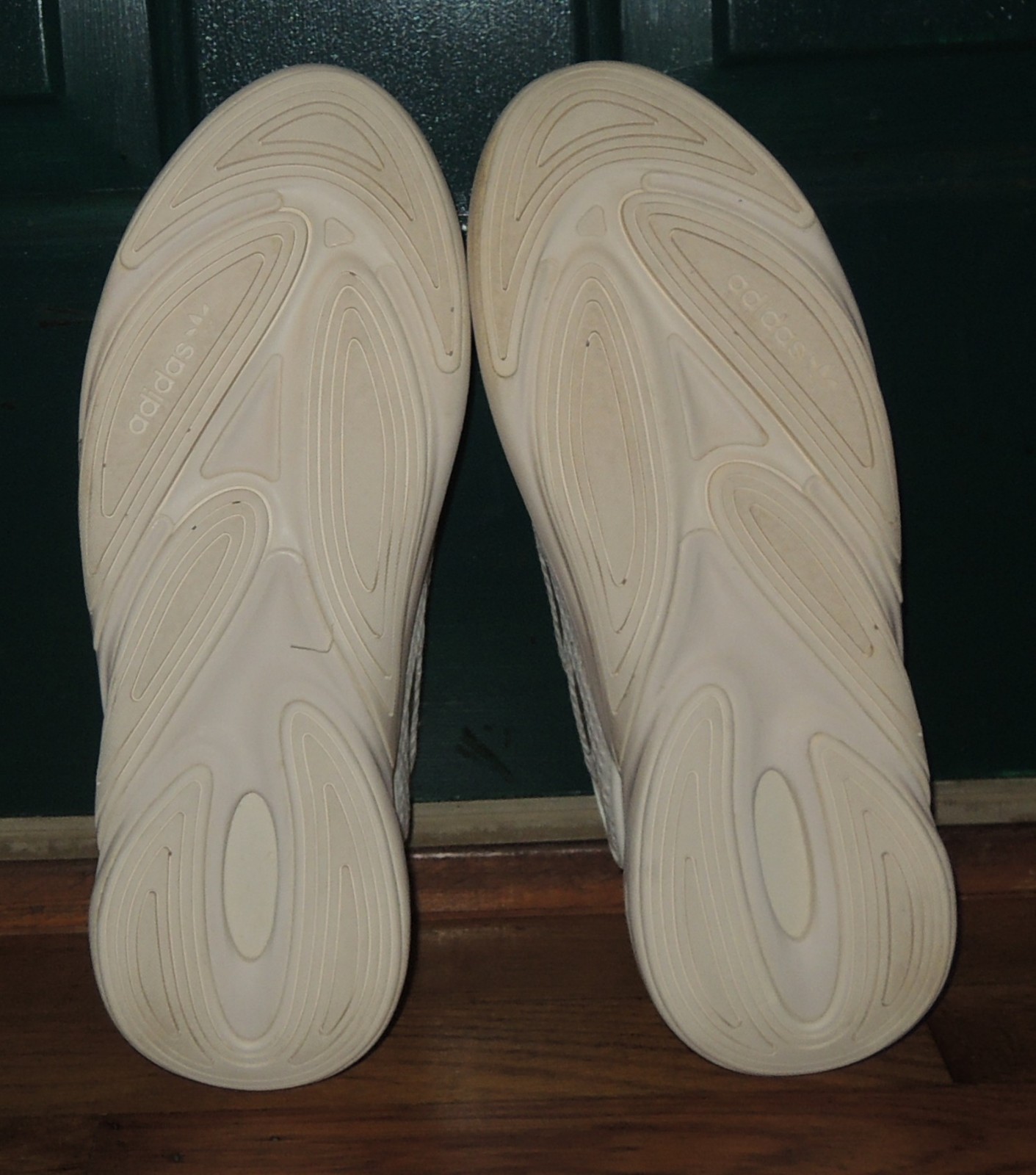 Adidas Ozelia Off White Wonder White Men’s 12 M EU 46 2/3 Excellent condition