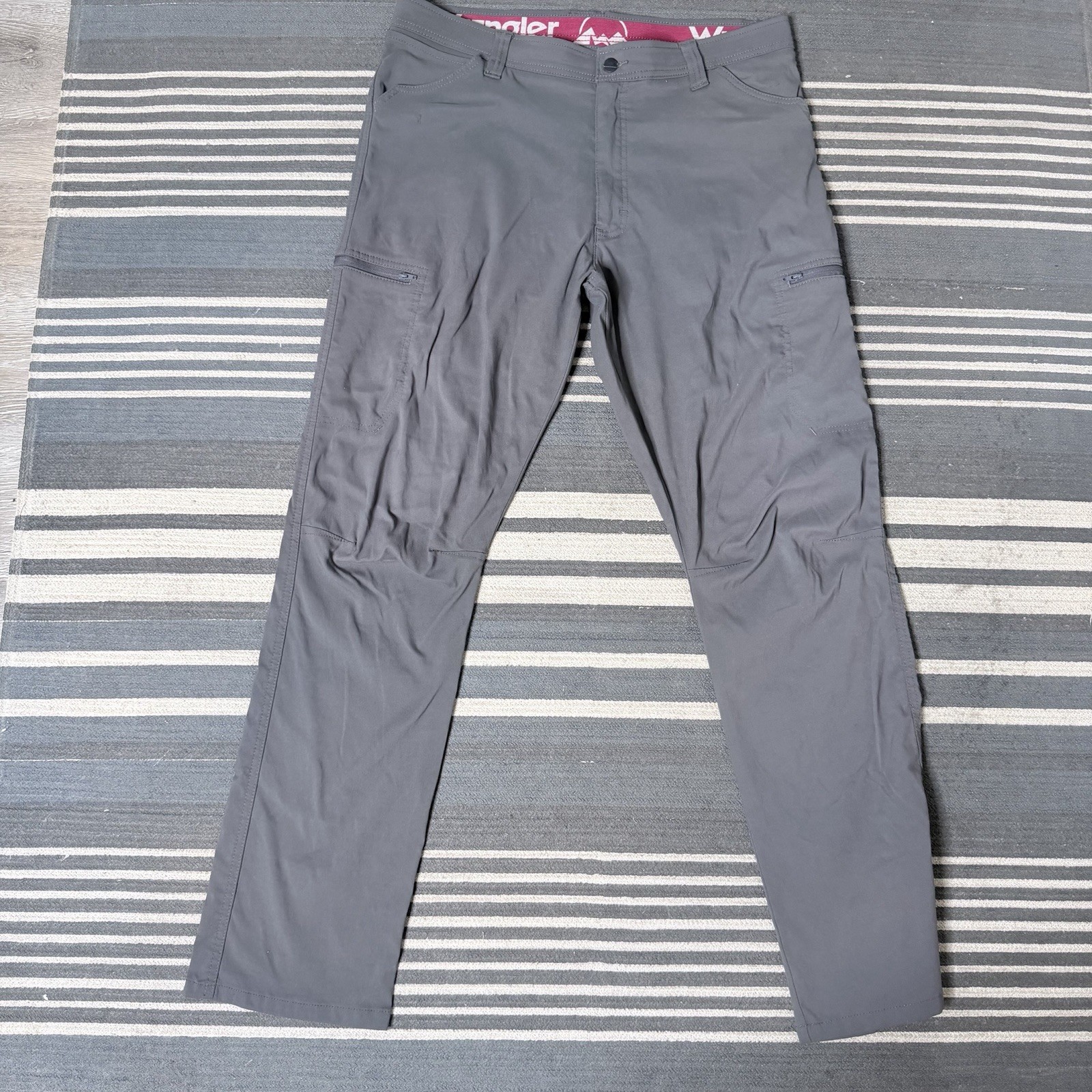 Wrangler Men’s Cargo Pants 32×32 Gray Tactical Outdoor Hiking Utility Pants