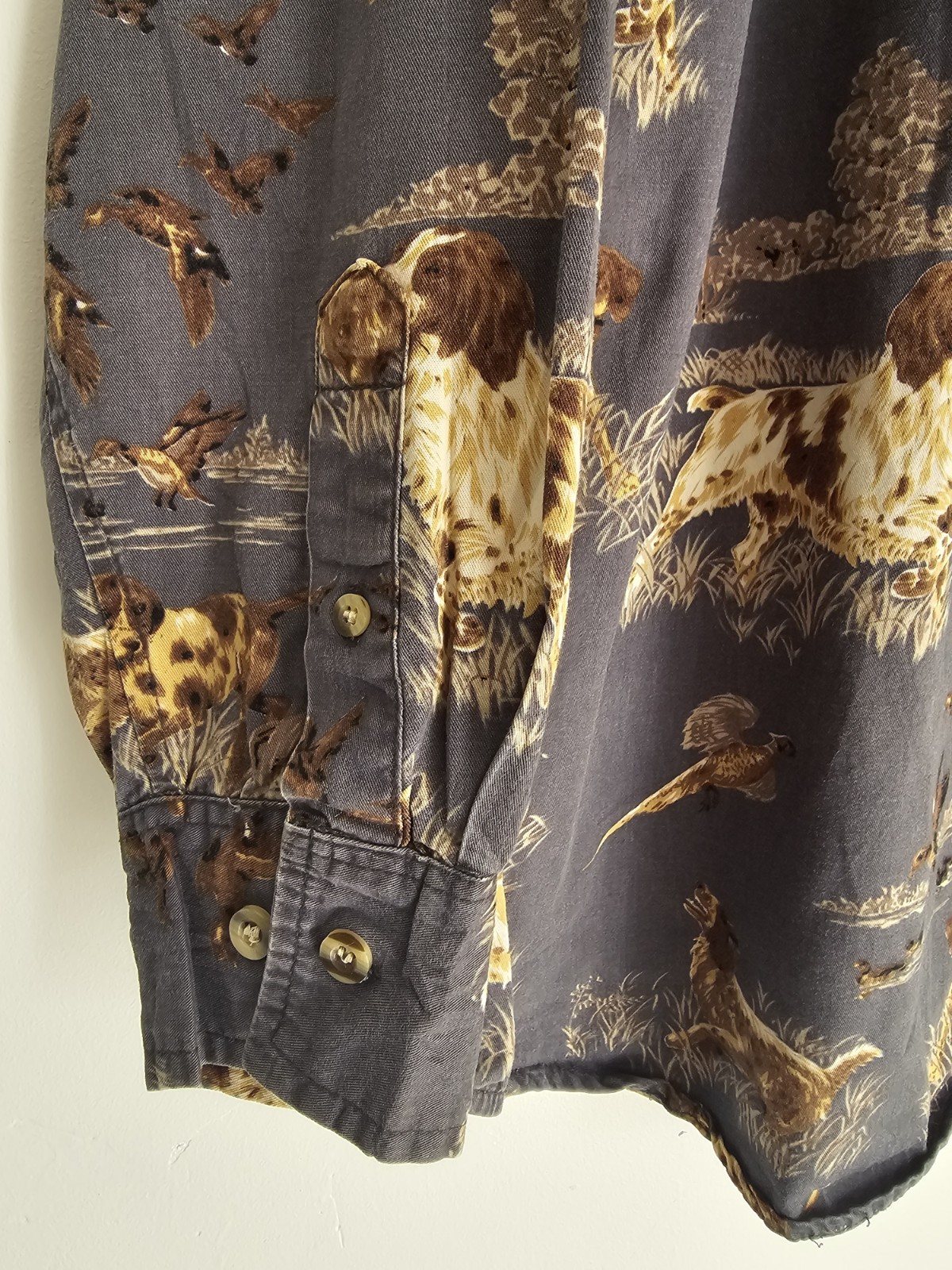 Michael Austin Vintage 100% Cotton Hunting Dog & Duck Print Shirt Size Medium