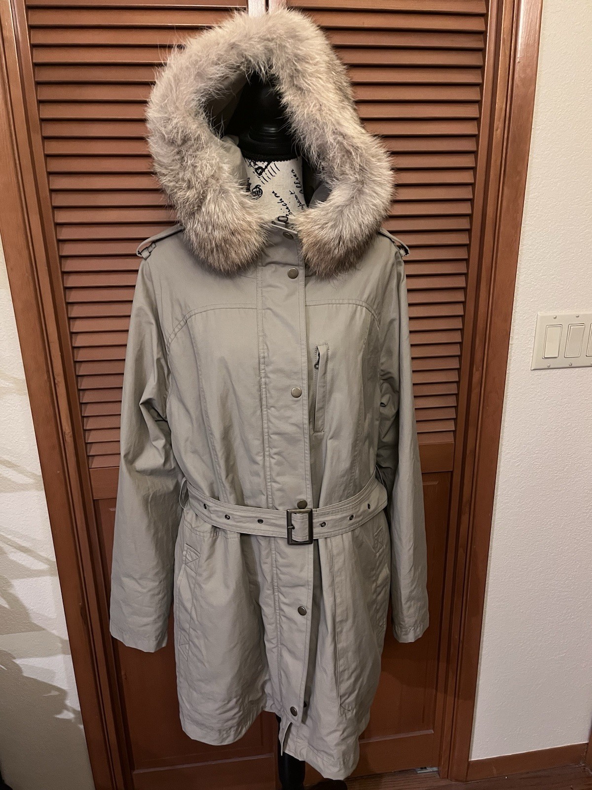 Pendleton Belted Beige Parka Real USA Coyote Fur Hood Quilted Lining Sz Xl