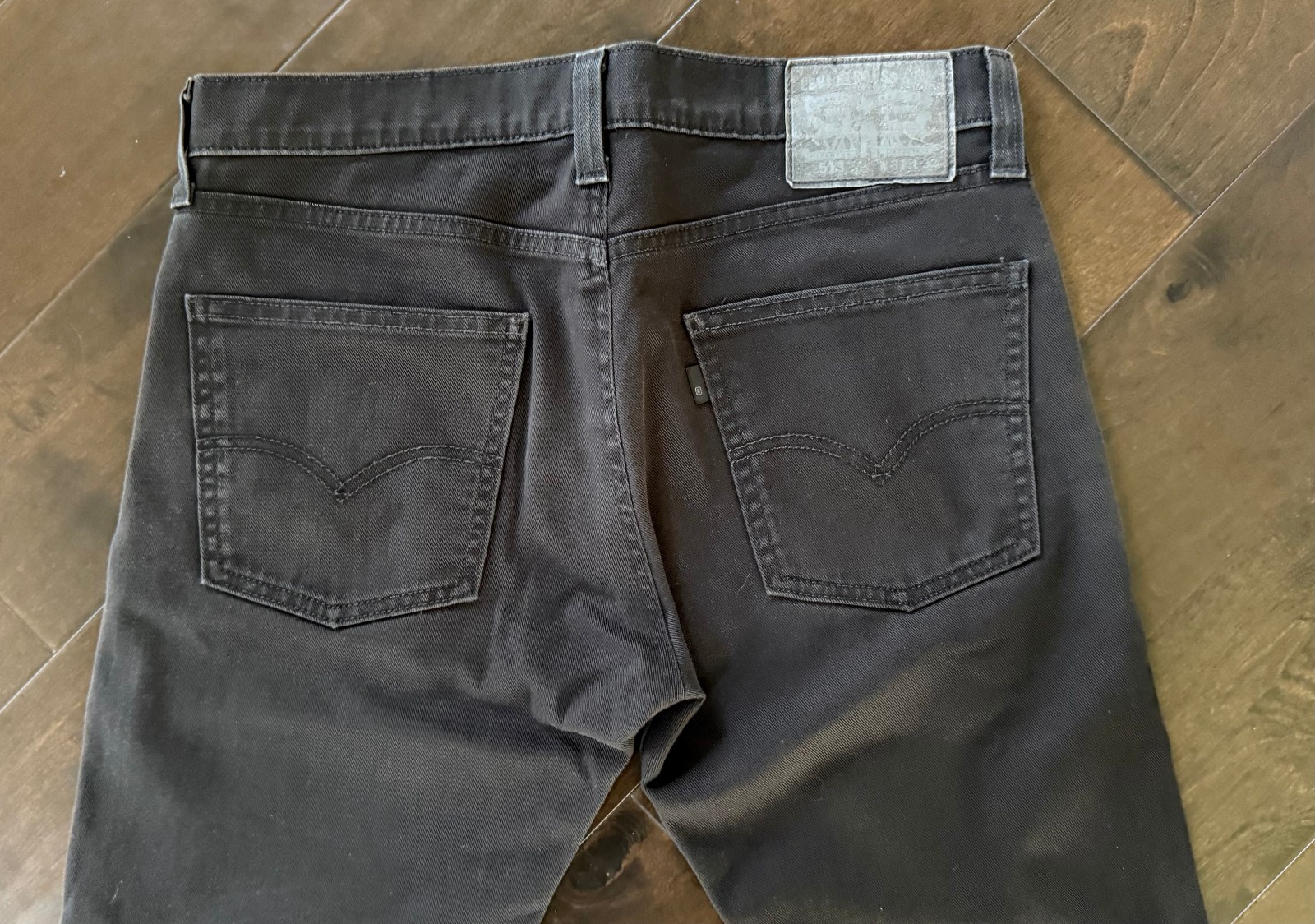 Levi’s 512 – Slim Taper Men’s Jeans – Black – 31″ X 32″