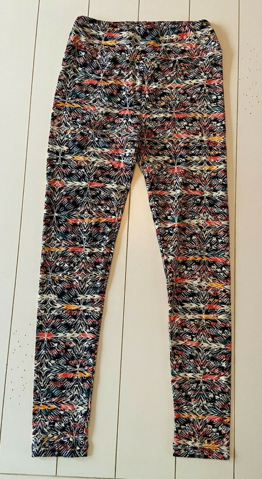 Lularoe Leggings Yoga Pants Black Ivory Multicolor