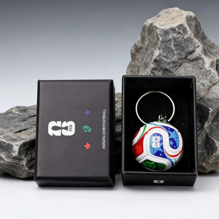 FIFA World Cup 2006 2010 2014 2018 2022 2026 Trionda Soccer Ball Keychain NIB