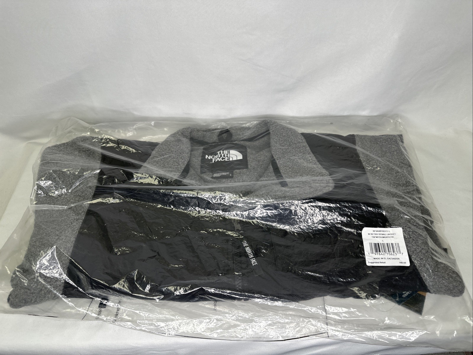 The North Face Retro Denali Fleece Full Zip Jacket Womans Heather Grey Large