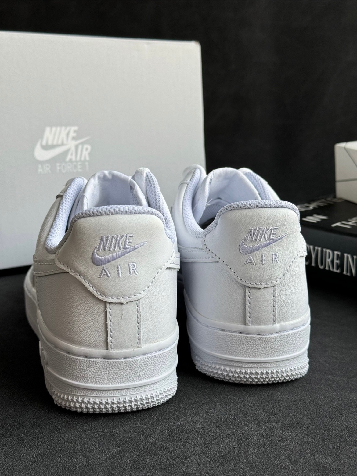 Men’s Nike Air Force 1 ’07 Low Triple Black/White Classic Sneakers US Men’s Size