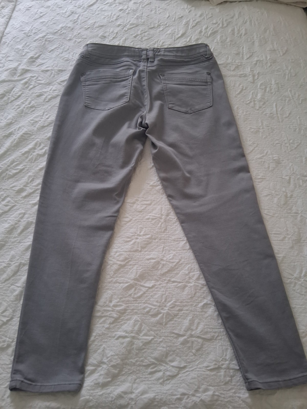 Democracy AB Technology Skinny Jeans Women’s Size 10 Light Grey Stretch Pants