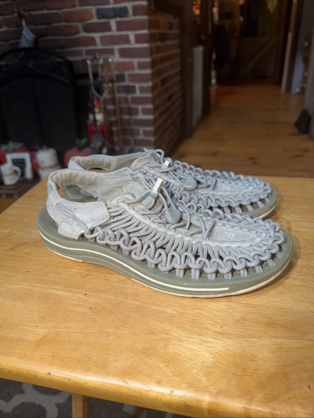KEEN Uneek Men’s Gray Cord Sandals Size 9 W US 49.5 EU Water Shoes