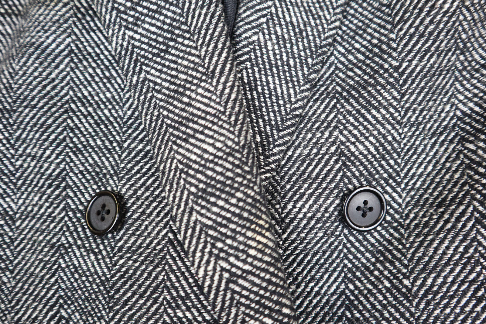 VINTAGE WOMEN’S BLACK & WHITE HERRINGBONE SKIRT SUIT – SAVILLE – SIZE 12P