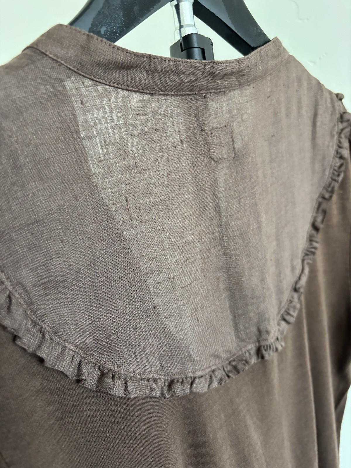 120% Lino Women’s M Brown Solid Linen V-Neck Short Sleeve Ruffle Top Italy