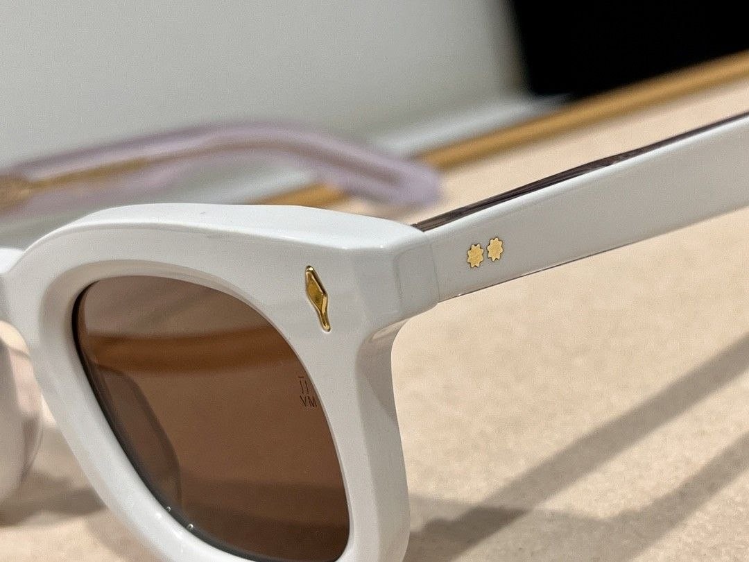 Elevate your style with the iconic Devaux sunglasses from Jacques Mari