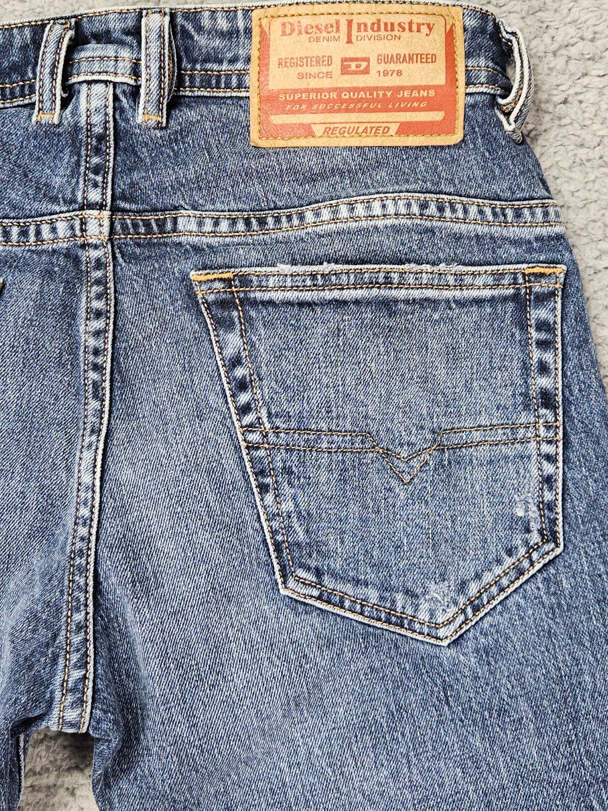 Diesel Thommer R Jeans Men’s 29×32 Slim Skinny Stretch Blue Denim NWT $250