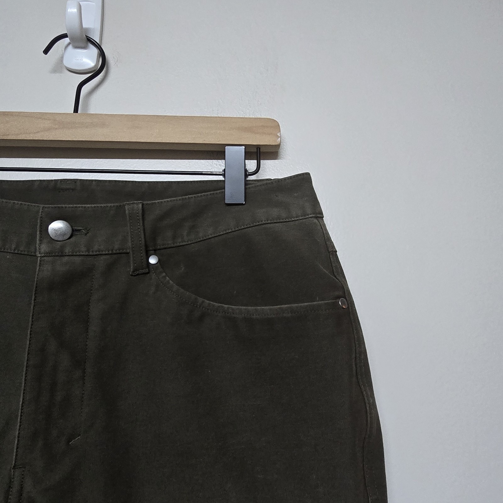 Lululemon ABC Pant Slim Utilitech Abrasion Resistant LM5ABNS Green Sz 32 Preppy