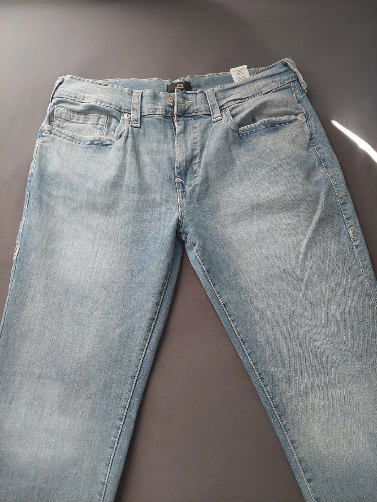 True Religion Jeans Geno Relaxed Slim