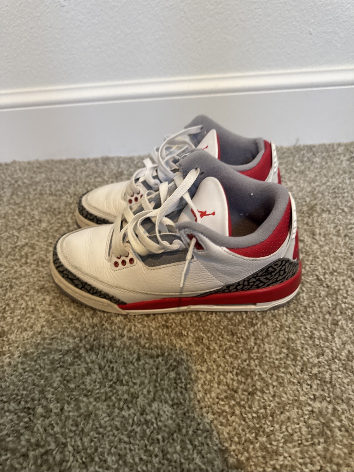 Jordan Three Retro (GS) FIRE RED 5Y￼